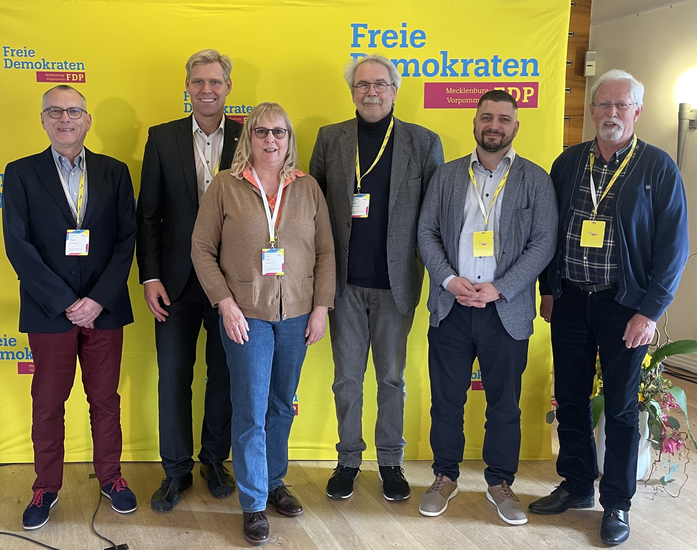 Unsere Delegierten auf dem Landesparteitag (Detlef Wagner, Christian Bartelt, Eva-Maria Quast, Bernd Lange, Nico Reinke, Hermann Quast)